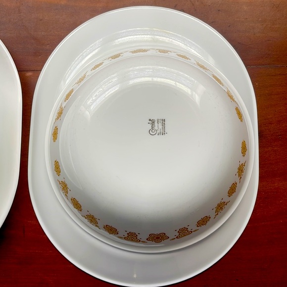 Corelle Butterfly Gold Platter and Serving Bowl. 2 sets avail to purchase - Picture 2 of 2